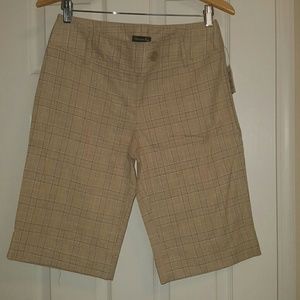 Plaid Cream White and Blue Capris